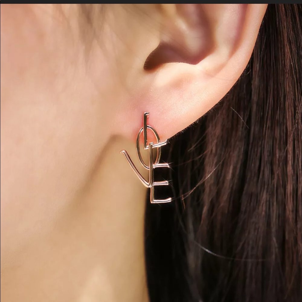 New Women’s Rose Gold Love Earrings - Picture 6 of 8